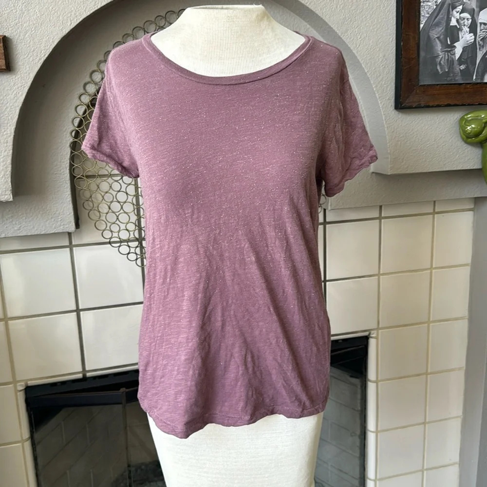 Lucky brand mauve with sparkle size xs crew neck t shirt